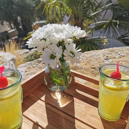 Romantique Le Temps D'un Instant Loveroom Hammam Jacuzzi Piscine Bed & Breakfast Villeneuve (Alpes-de-Haute-Provence)