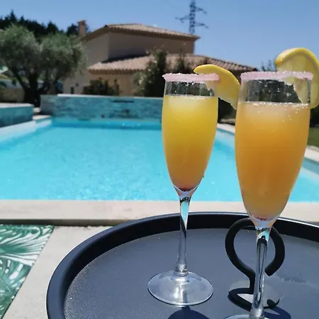 Romantique Le Temps D'un Instant Loveroom Hammam Jacuzzi Piscine Bed & Breakfast