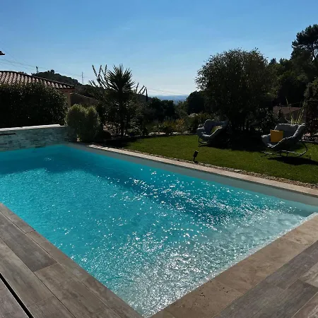 Bed & Breakfast Romantique Le Temps D'un Instant Loveroom Hammam Jacuzzi Piscine 4*