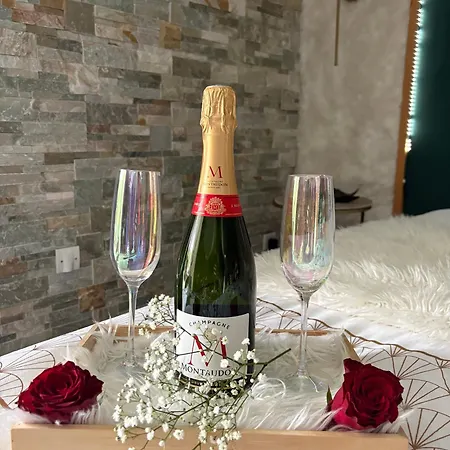 Romantique Le Temps D'un Instant Loveroom Hammam Jacuzzi Piscine