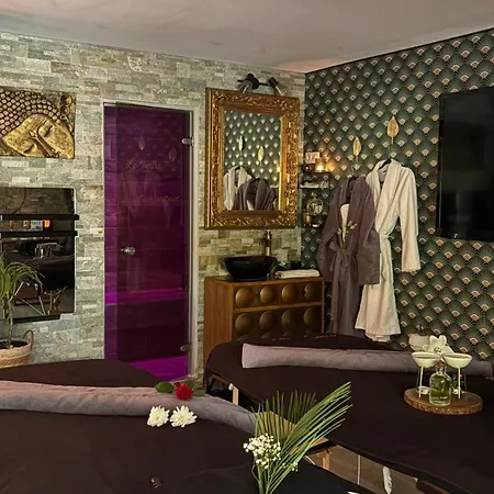 Romantique Le Temps D'un Instant Loveroom Hammam Jacuzzi Piscine