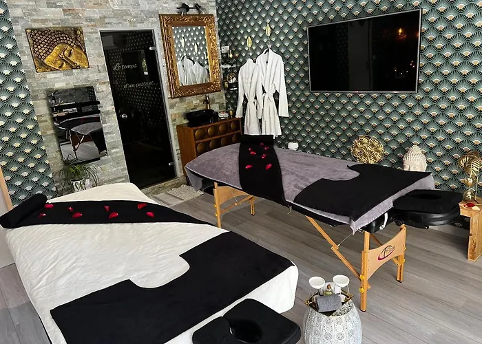 Bed & Breakfast Romantique Le Temps D'un Instant Loveroom Hammam Jacuzzi Piscine