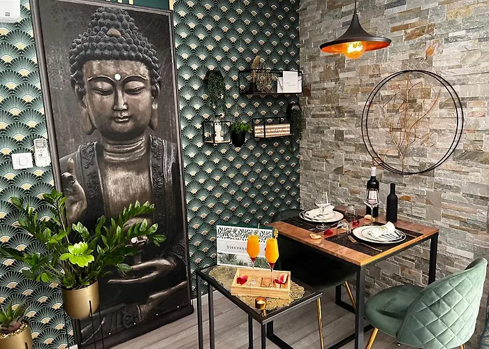 Bed & Breakfast Romantique Le Temps D'un Instant Loveroom Hammam Jacuzzi Piscine Villeneuve (Alpes-de-Haute-Provence)