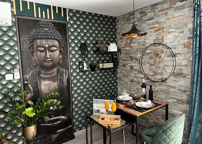 Romantique Le Temps D'un Instant Loveroom Hammam Jacuzzi Piscine Bed & Breakfast